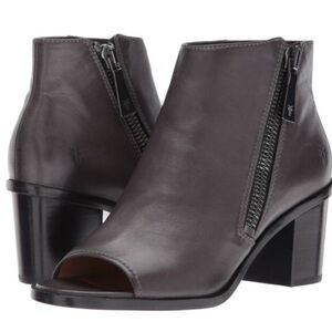 Frye Brielle Leather Peep Toe Zip Ankle Booties Charcoal Gray Size 7.5